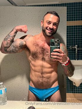 drewvalentinoxl Nude Leaks OnlyFans Photo 37
