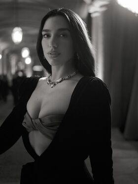 Dua Lipa Nude Leaks OnlyFans Photo 1235