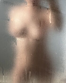 Dumbbr0ad Nude Leaks OnlyFans Photo 1
