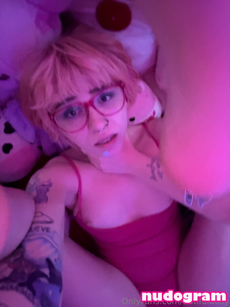 Discover Dutiful Dolly's intimate moments - all leaked media