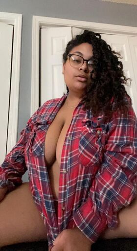 Easy-Shirt6143 Nude Leaks OnlyFans Photo 1