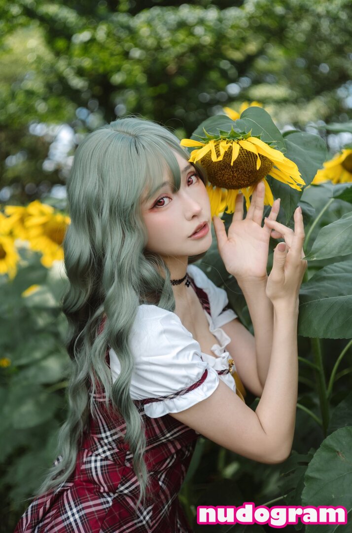 Ely Cosplay / Ely_eee / eeelyeee Фото утечки OnlyFans №335