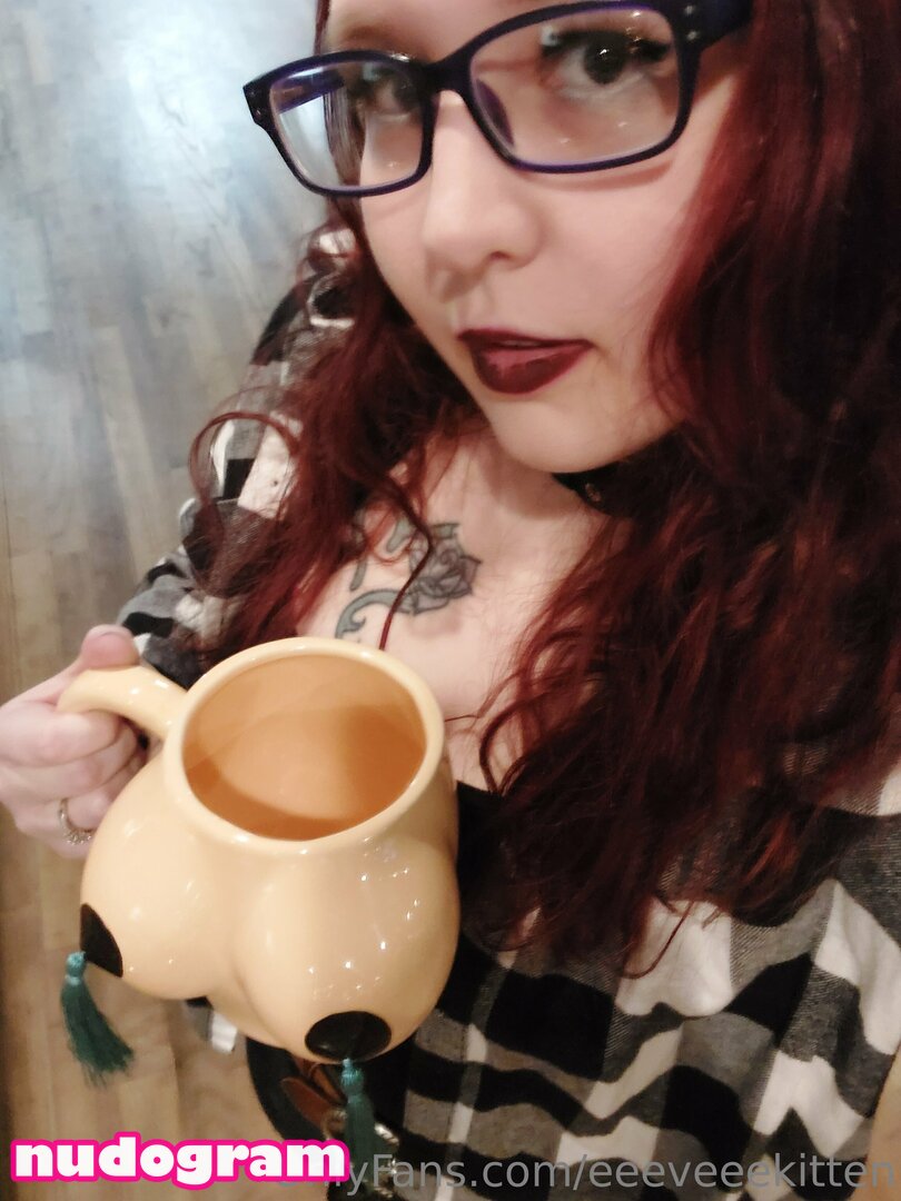 eeeveeekitten Nude Leaked OnlyFans Photo