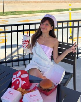 Eeeveenara Naakte Leaks OnlyFans Foto 401