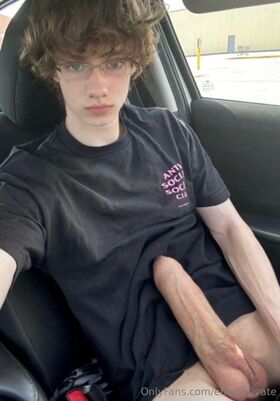 effortprivate Fotografie scursă ilegal OnlyFans dezbrăcată 36