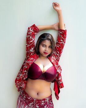 Elakkiya Rajendran Nude Leaks OnlyFans Photo 20