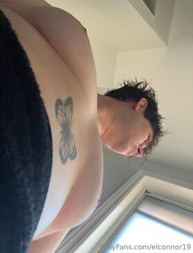 elconnor19 รูป OnlyFans เปลือยรั่วไหล 9