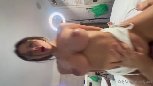 Eli Olivé Foto filtrada desnuda de OnlyFans 400