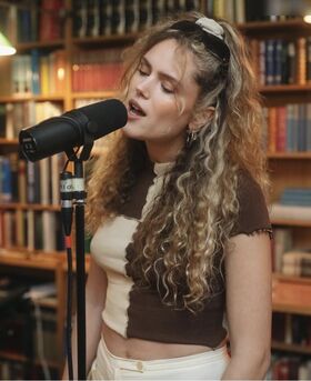 Eli Preiss Nude Leaks OnlyFans Photo 1