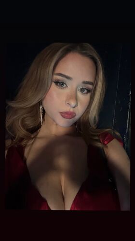 Elina Гола изтичане OnlyFans снимка 185