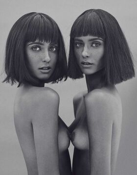 Elisa & Renne Herbert Twins Nude Leaks OnlyFans Photo 19