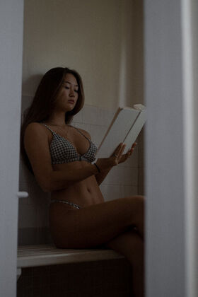 Elise Yukimura Nude Leaks OnlyFans Photo 73