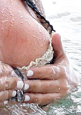 Elisha Cuthbert Nude Leaks OnlyFans Photo 7