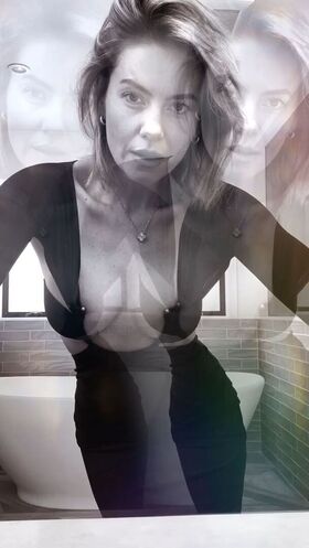 Elisha Cuthbert Nude Leaks OnlyFans Photo 101