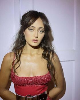 Ella Purnell