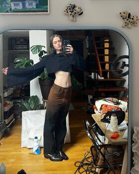 ellaemhoff Fotografie scursă ilegal OnlyFans dezbrăcată 35