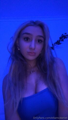 ellamcdaniel Фото утечки OnlyFans (обнаженная) 9