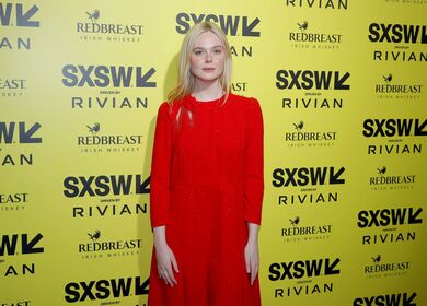 Elle Fanning Nude Leaks OnlyFans Photo 1833