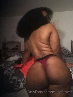 Elle_themuse Nude Leaks OnlyFans Photo 38