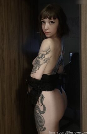 Elles Photo divulguée nue OnlyFans 247