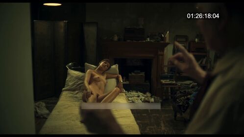 Ellie Bamber Nude Leaks OnlyFans Photo 402