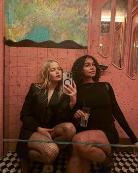 Ellie Bamber Nude Leaks OnlyFans Photo 410