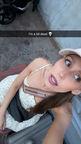 Eloise Head Nude Leaks OnlyFans Photo 22