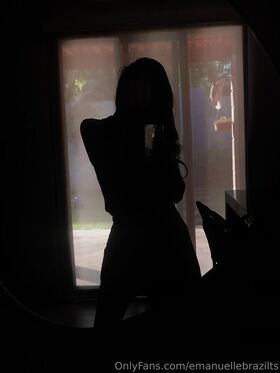 emanuellebrazilts Photo divulguée nue OnlyFans 34