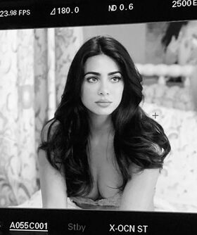 Emeraude Toubia Nude Leaks OnlyFans Photo 20