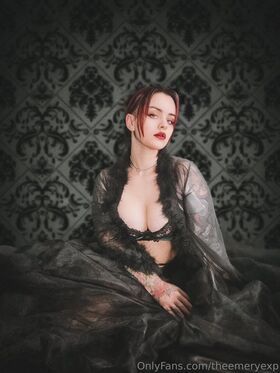 EmeryEXP Çıplak Sızdırılmış OnlyFans Fotoğrafı 64