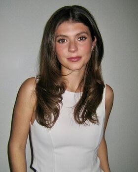 Emily Bader Nagie wycieki OnlyFans zdjęcie 62