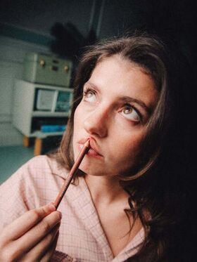 Emily Bader Nagie wycieki OnlyFans zdjęcie 70