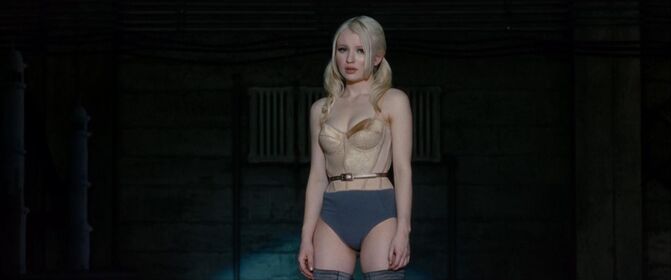 Emily Browning Nude Leaks OnlyFans Photo 32