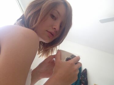 Emily Browning Nude Leaks OnlyFans Photo 40