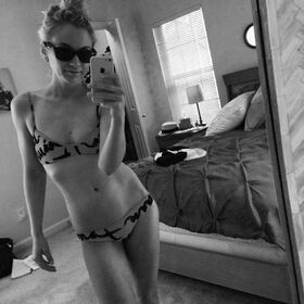 Emily Kinney Nude Leaks OnlyFans Photo 12