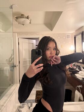 Emily Makis Nude Leaks OnlyFans Photo 5