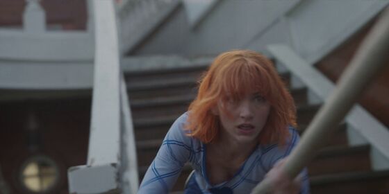 Emily Rudd Procurena gola OnlyFans fotografija 247