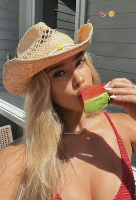Emily Tanner Nude Leaks OnlyFans Photo 44