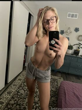 Emily Whitmire Nude Leaks OnlyFans Photo 3