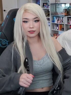 Emiru Nude Leaks OnlyFans Photo 1509