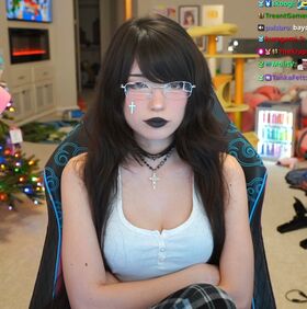 Emiru Nude Leaks OnlyFans Photo 2530