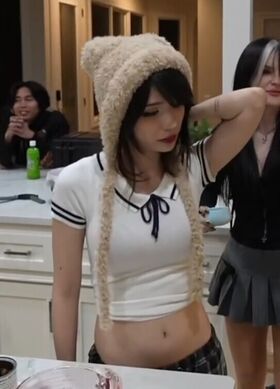 Emiru Foto filtrada desnuda de OnlyFans 2583