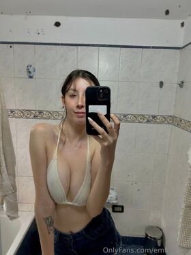 emma_ray Гола изтичане OnlyFans снимка 18