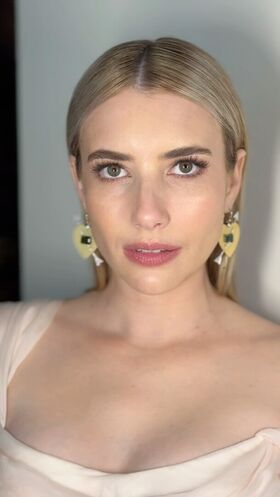 Emma Roberts Nude Leaks OnlyFans Photo 319