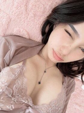 Emmavllryn Nude Leaks OnlyFans Photo 41