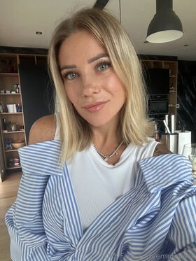 emmeback Uniknutá nahá OnlyFans fotografia 29