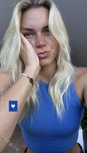 Emmi Schmidt Nøgne lækkede OnlyFans foto 105