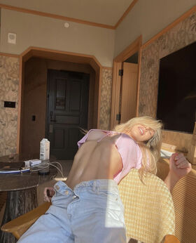 Emmy Corinne Nude Leaks OnlyFans Photo 154