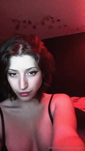 emoggirl