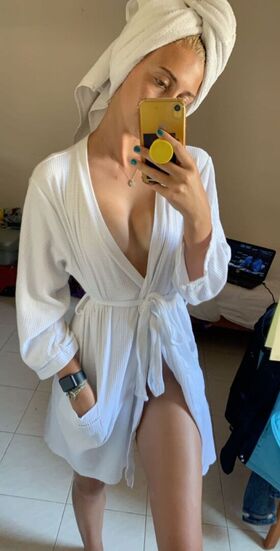 emwallbank Nude Leaks OnlyFans Photo 49